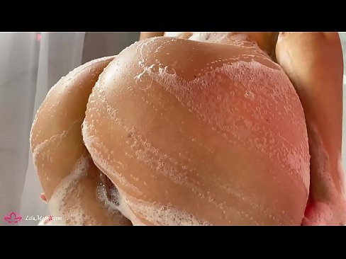 ❤️ Brunetė masturbuoja putytę su vibratoriumi iki intensyvaus orgazmo duše ❤️ Gražus porno prie lt.porn-list.ru ﹏